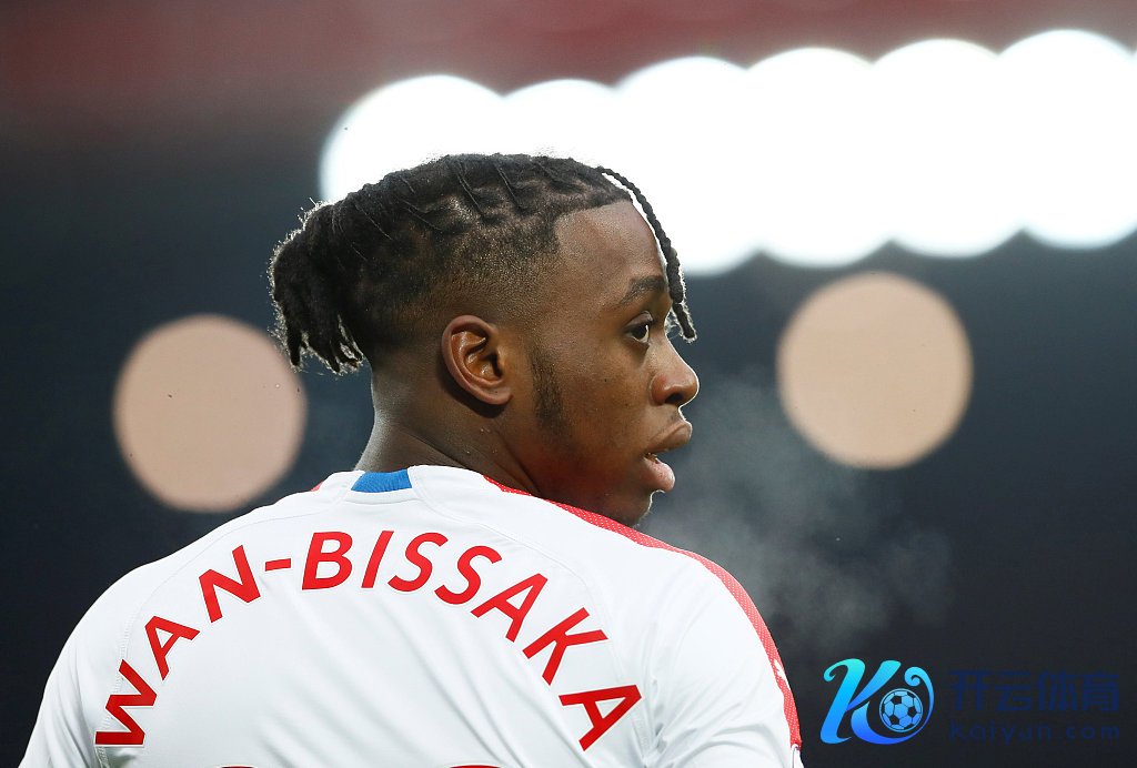 万-比萨卡:对洛佩特吉的计较颠倒舒心体育录像/图片,加盟西汉姆很专门念念